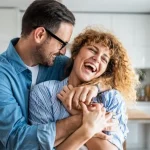 1754351451_Μπορεί-ένα-άλλο-άτομο-να-σας-κάνει-ευτυχισμένο-η-απάντηση.webp.webp